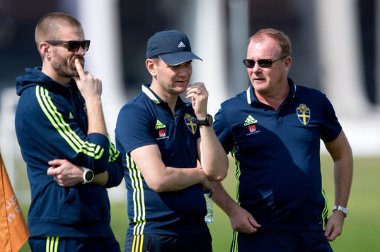 Roger Franzén och personer från Svenska