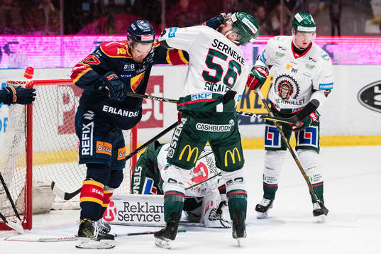 Djurgårdens Linus Johansson och Frölundas Jonathan Sigalet
