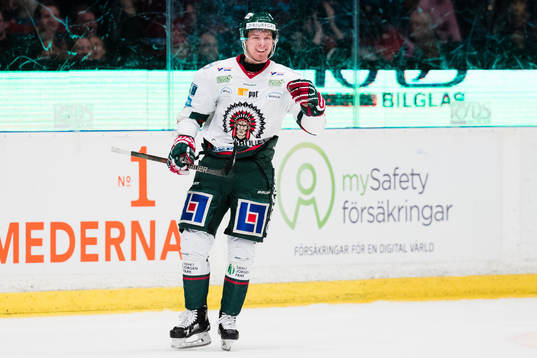 Frölundas Christoffer Ehn  jublar
