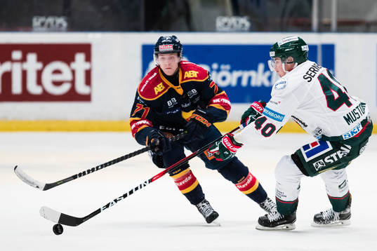 Djurgårdens Jonathan Davidsson och Frölundas Joel Mustonen