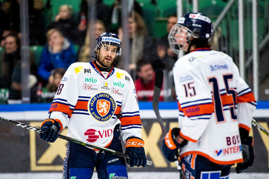 Växjös Andrew Calof och Dominik Bokk deppar