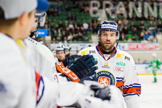 Växjös Noah Welch jublar
