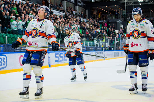 Växjös Oliver Bohm Andrew Calof och Linus Högberg deppar