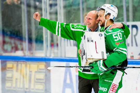 Rögles Juhamatti Aaltonen får pris som bäste spelare