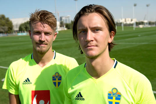 Sveriges och AIKs Rasmus Lindkvist och Kristoffer Olsson