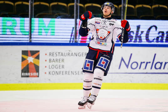 Linköpings Nick Sörenssen jublar