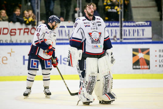Linköpings målvakt Jonas Gustavsson och Chad Billins