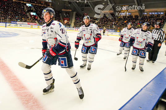 Linköpings Olle Lycksell jublar