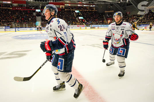 Linköpings Olle Lycksell jublar
