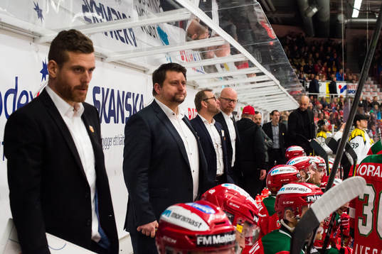 Moras tränare Mattias Karlin