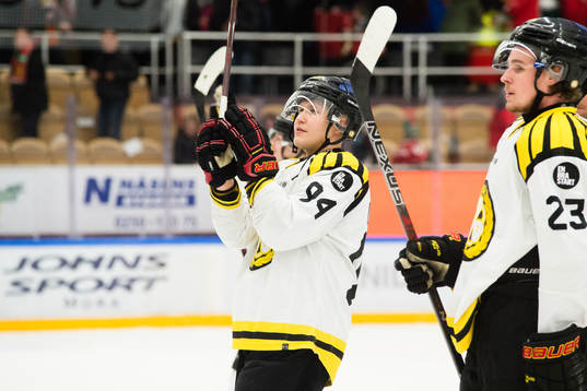Brynäs Henrik Larsson jublar