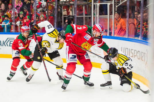 Moras Jacob Nilsson, Brynäs Christopher Liljewall, Moras