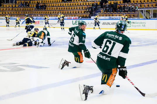 Färjestads Alexander Johansson och Johan Ryno