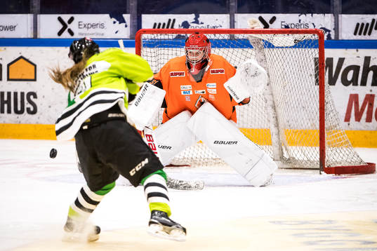 Karlskronas målvakt Julia Karlsson