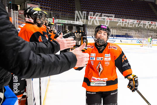 Karlskronas Anna Surakova jublar