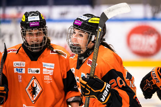 Karlskronas Anna Surakova jublar