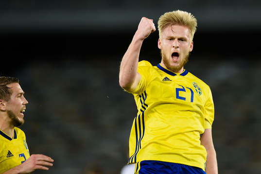Sveriges Kalle Holmberg och Anton Tinnerholm jublar