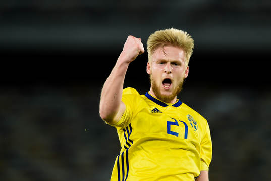 Sveriges Kalle Holmberg jublar