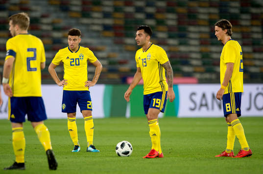 Sveriges Jordan Larsson, Jiloan Hamad och Kristoffer Olsson