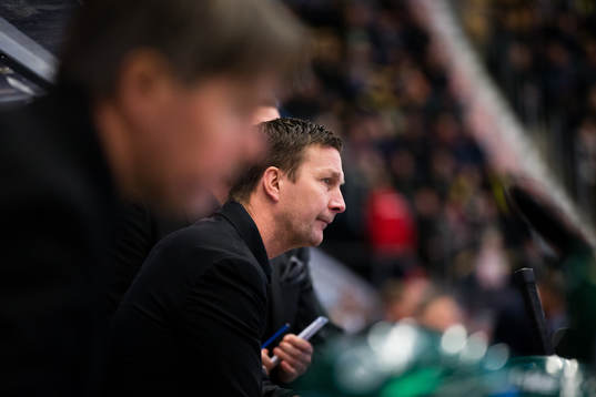 Färjestads tränare Johan Pennerborn