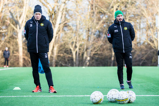 Hammarbys assisterande tränare Stefan Billborn (v) och