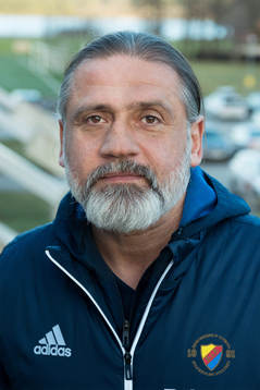 tränare Özcan Melkemichel