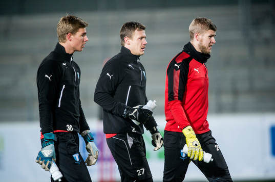 Målvakt Mathias Nilsson, målvakt Johan Dahlin och