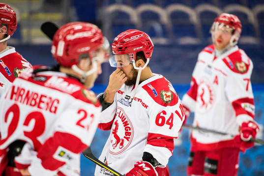 Trojas Alexander Lindqvist-Hansen deppar