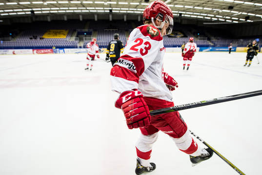 Trojas Jesper Thörnberg sparkar undan Panterns Oscar