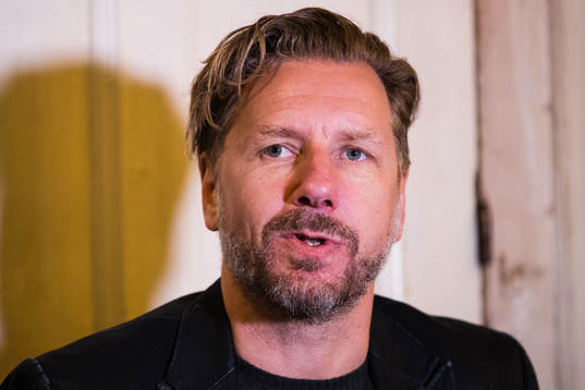 Hammarbys sportchef Jesper Jansson presenterar ny tränare