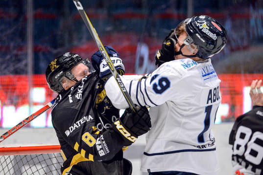 s Albin Johansson och Karlskogas +k19+i ett gruff