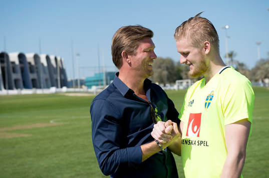 Sveriges Kalle Holmberg fick besök av sin agent Marcus