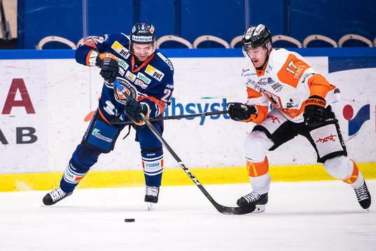 Växjös Janne Pesonen och Karlskronas Joel Kellman