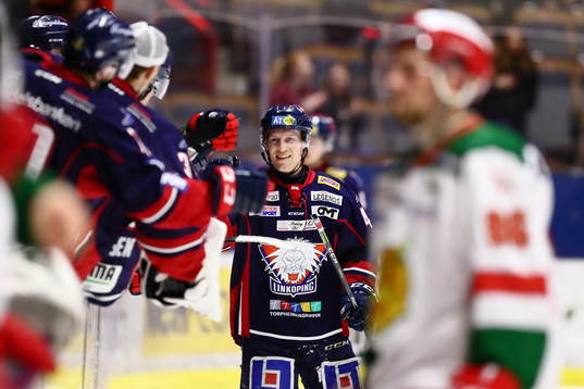 Linköpings Mathis Olimb jublar