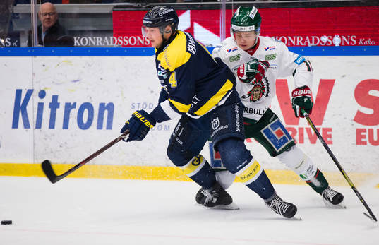 s Max Wärn mot Frölundas Filip Westerlund