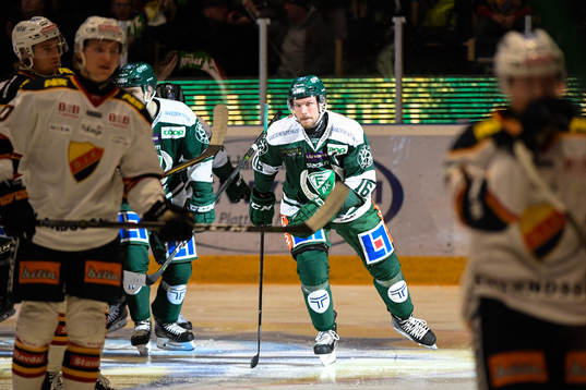 Färjestads Alexander Johansson jublar