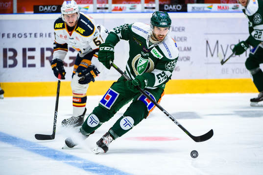 Djurgårdens Markus Ljungh och Färjestads Martin Johansson