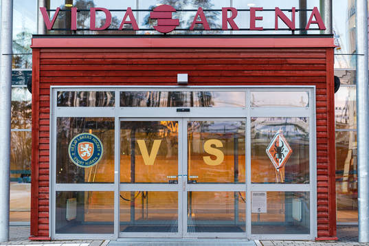 Huvudentré till vida arena före ishockeymatchen i SHL