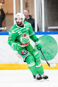 Rögles Taylor Matson jublar