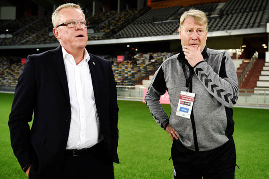 Sveriges förbundskapten Janne Andersson och Danmarks