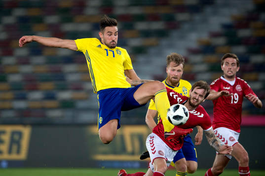 Sveriges Sotirios Papagiannopoulos och Danmarks Kian Hansen