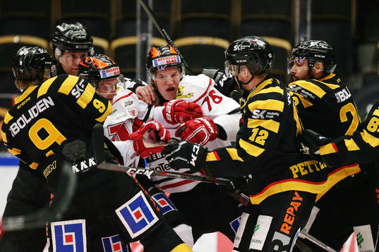 Bläddra bland fler bilder av Ishockey, SHL, Skellefteå - Örebro