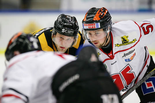 Skellefteås Oscar Möller och Örebros Gustav Franzén