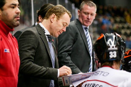 Örebros assisterande tränare Niklas Eriksson