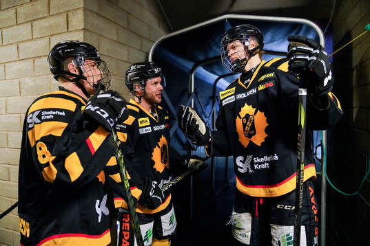 Skellefteås Jonatan Berggren, Mark Katic och Albin