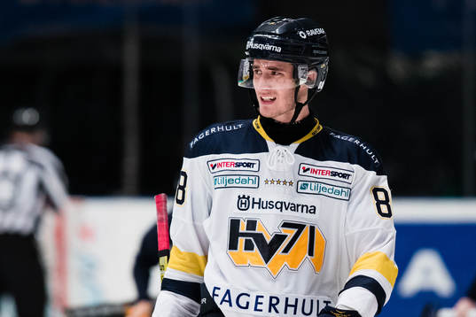 s Pierre Engvall deppar