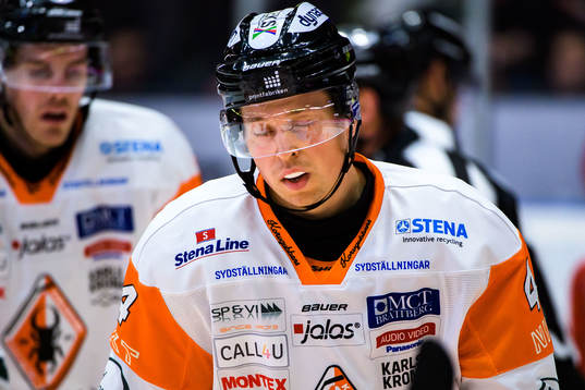Karlskronas Victor Aronsson deppar