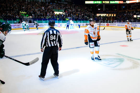 Karlskronas Henrik Nilsson deppar