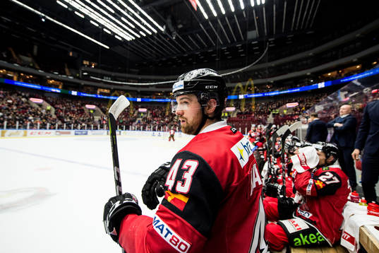 Malmö Redhawks Nichlas Hardt i båset
