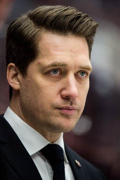 Växjös tränare Sam Hallam